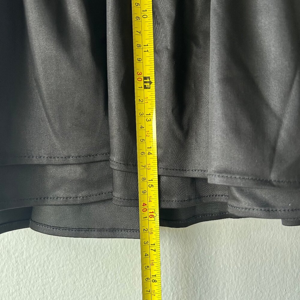 Avec Les Filles Black Faux Leather Flounce Mini Skirt Size 2 Anthropologie - Picture 8 of 8